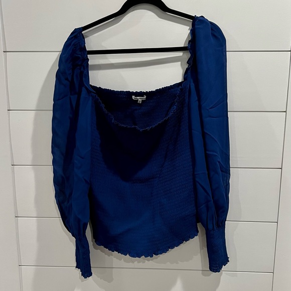 🌷NWT Reformation blue pinto smocked top - Picture 2 of 9